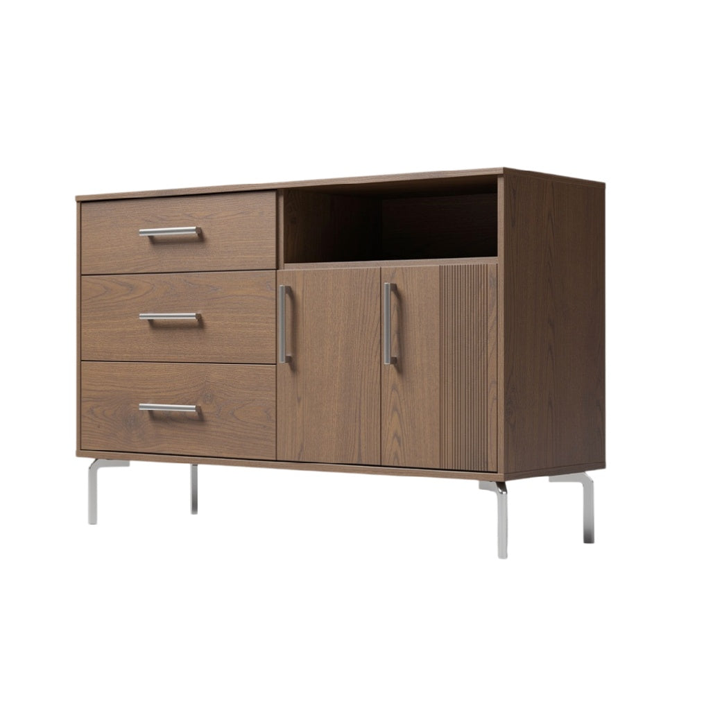 Moderne houten dressoir met metaaldetails